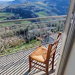 Casa Doris Montecarotto, Le Marche - Lage, Glasfaser Wifi, Neu Renoviert