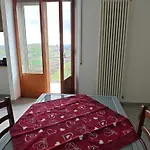 Casa Doris Montecarotto, Le Marche - Lage, Glasfaser Wifi, Neu Renoviert * Montecarotto