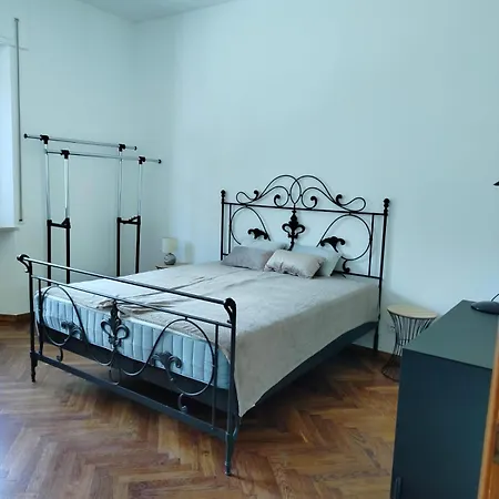Casa Doris Montecarotto, Le Marche - Lage, Glasfaser Wifi, Neu Renoviert Apartment Montecarotto