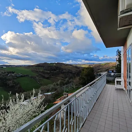 Casa Doris Montecarotto, Le Marche - Lage, Glasfaser Wifi, Neu Renoviert 몬테카로토