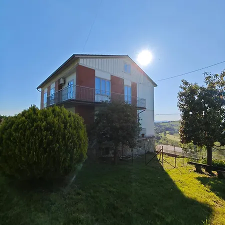 Casa Doris Montecarotto, Le Marche - Lage, Glasfaser Wifi, Neu Renoviert *