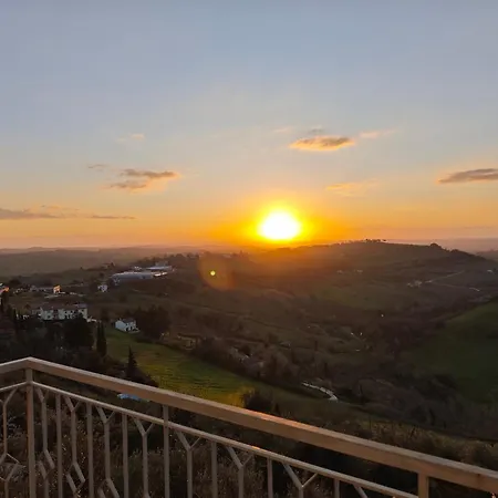 Apartment Casa Doris Montecarotto, Le Marche - Lage, Glasfaser Wifi, Neu Renoviert Montecarotto