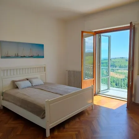 Casa Doris Montecarotto, Le Marche - Lage, Glasfaser Wifi, Neu Renoviert *