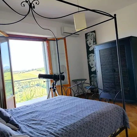 Casa Doris Montecarotto, Le Marche - Lage, Glasfaser Wifi, Neu Renoviert Apartament