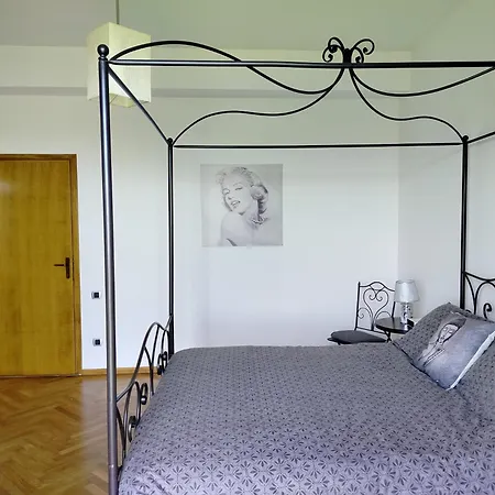 Casa Doris Montecarotto, Le Marche - Lage, Glasfaser Wifi, Neu Renoviert Apartament