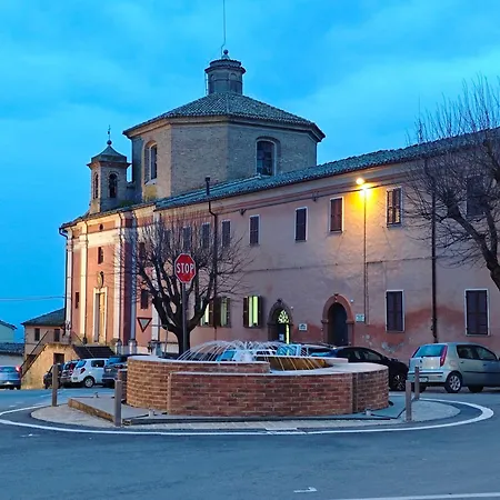 Casa Doris Montecarotto, Le Marche - Lage, Glasfaser Wifi, Neu Renoviert شقة