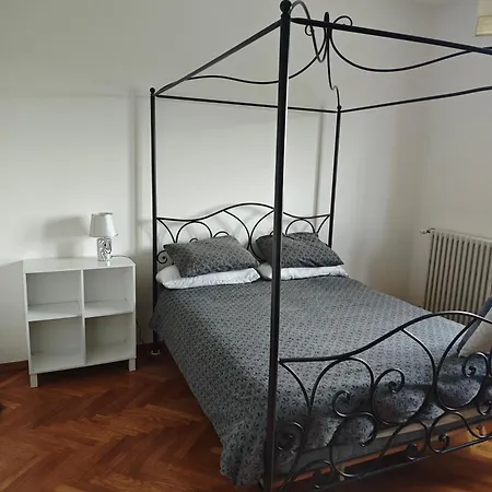 Casa Doris Montecarotto, Le Marche - Lage, Glasfaser Wifi, Neu Renoviert Apartament