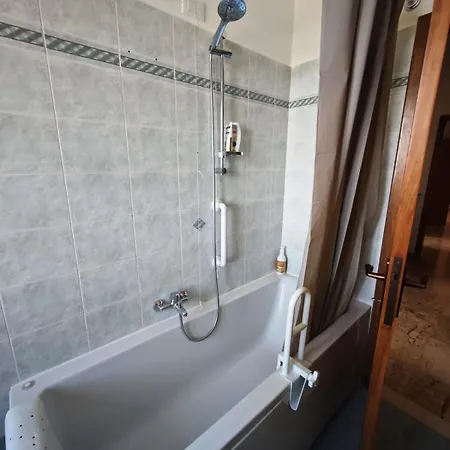 Apartament Casa Doris Montecarotto, Le Marche - Lage, Glasfaser Wifi, Neu Renoviert *